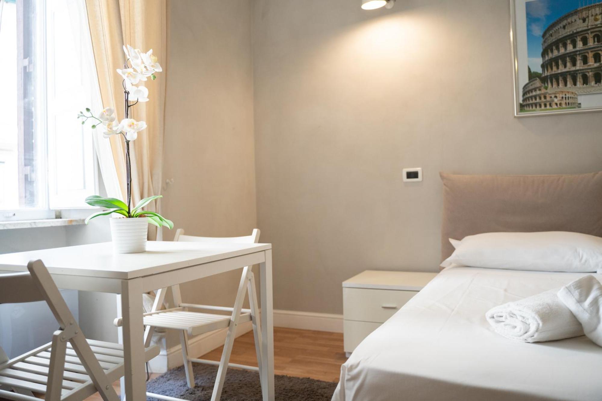Key Apartment San Giovanni Rome Buitenkant foto