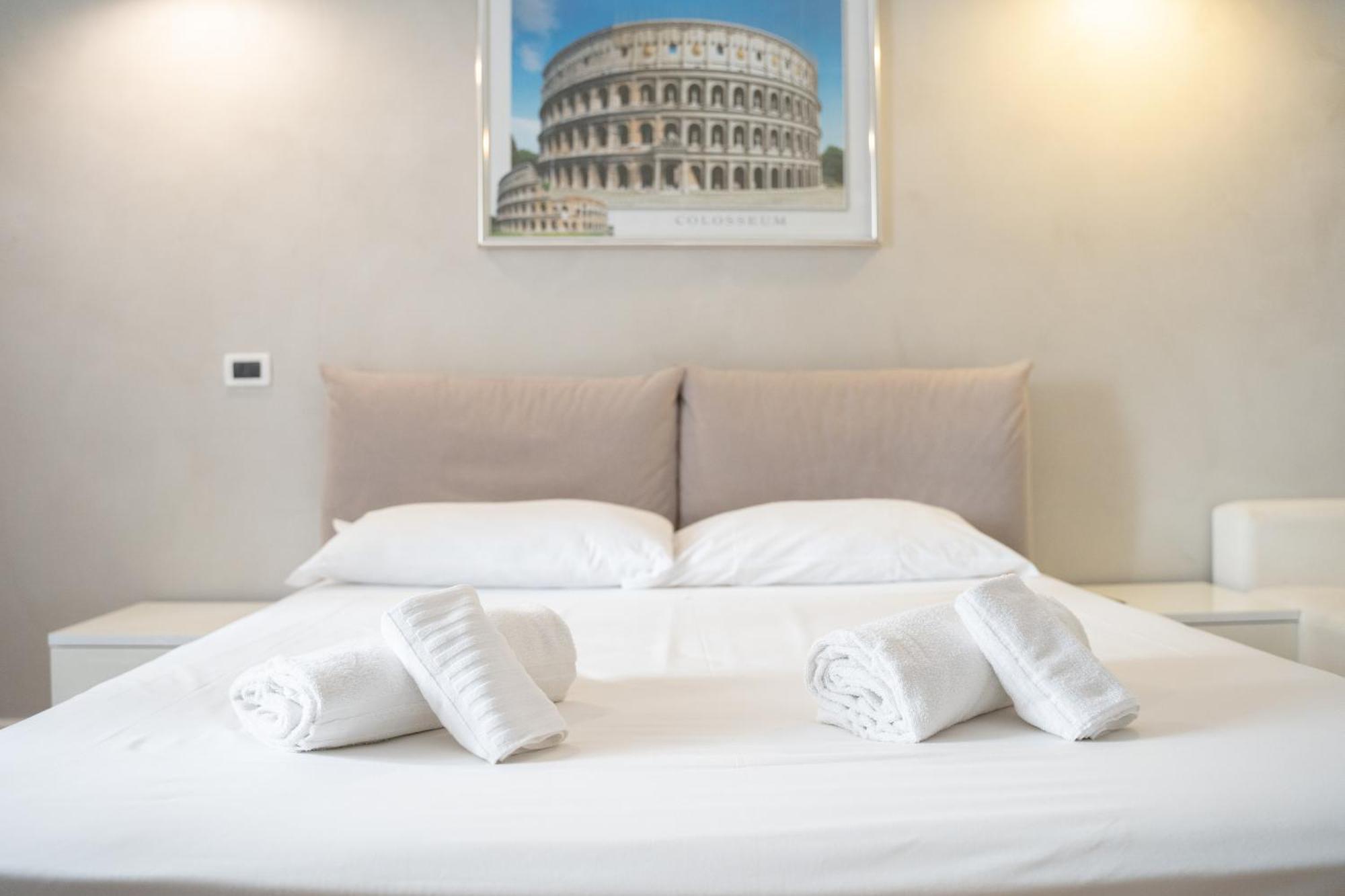 Key Apartment San Giovanni Rome Buitenkant foto
